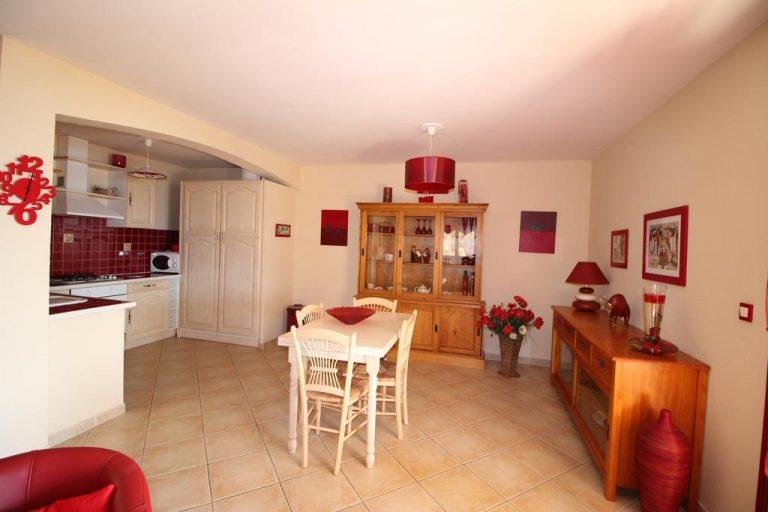 Les Appartements 186584035